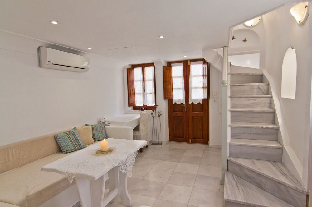 Merovigliosso Apartment Imerovigli (Santorini)